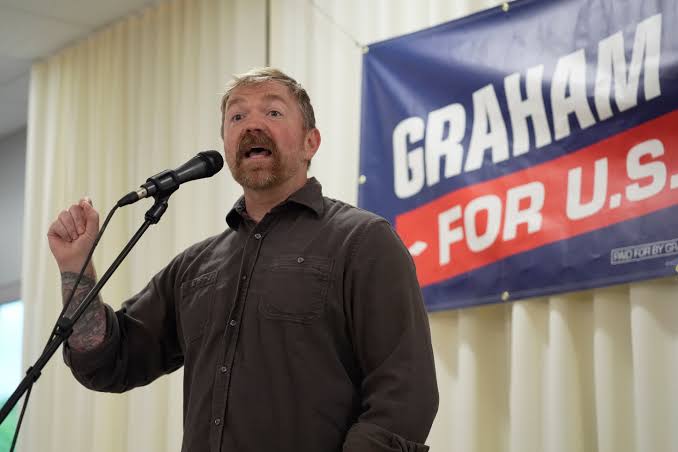 Democrats’ Senate Hopes Fade as Graham Platner Considers Exit